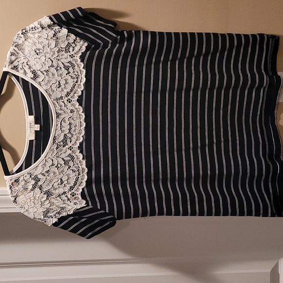 Umgee shirt - Picture 1 of 3